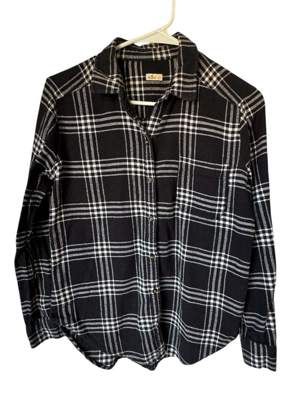 Hollister Black & White Plaid Button-Up Shirt Women’s S NICE